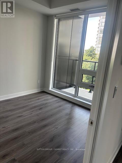 319 - 430 Square One Drive, Mississauga, Ontario  L5B 0R7 - Photo 7 - W13802118