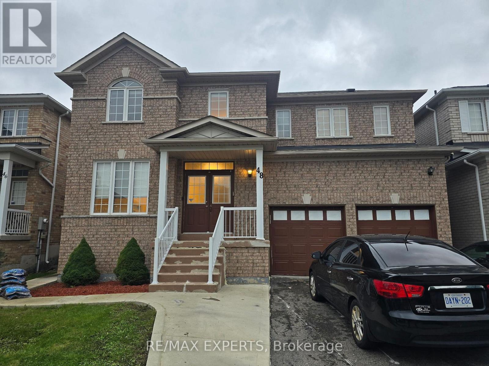 48 DUNVEGAN CRESCENT, brampton (fletcher's meadow), Ontario