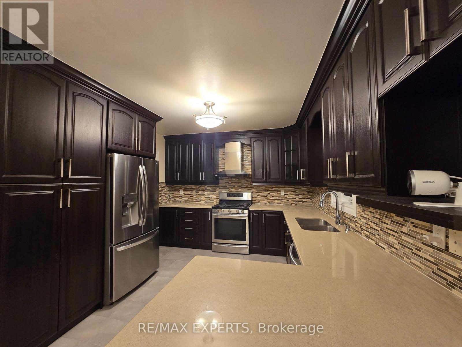 48 Dunvegan Crescent, Brampton (Fletcher's Meadow), Ontario  L7A 2Y2 - Photo 15 - W13802120