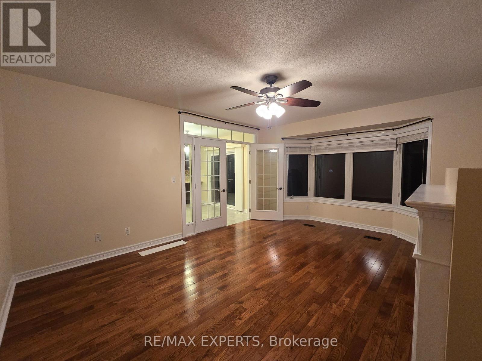 48 Dunvegan Crescent, Brampton (Fletcher's Meadow), Ontario  L7A 2Y2 - Photo 7 - W13802120
