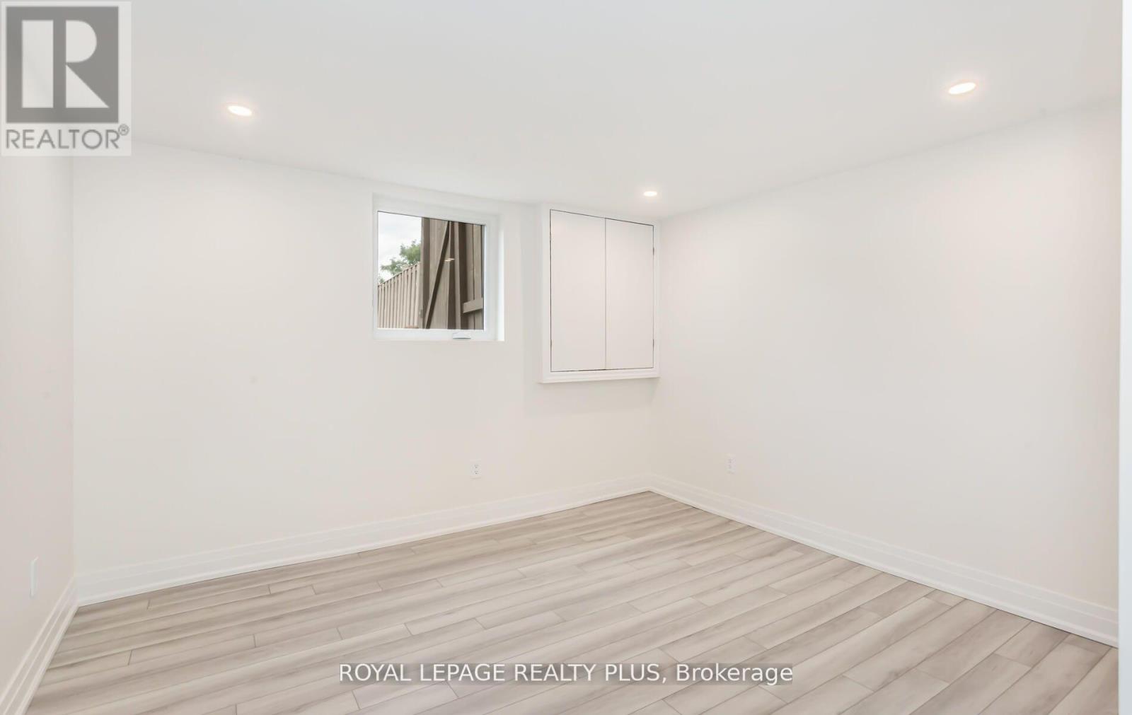 Rear - 2844 Kingsberry Crescent, Mississauga, Ontario  L5B 2K9 - Photo 22 - W13802142