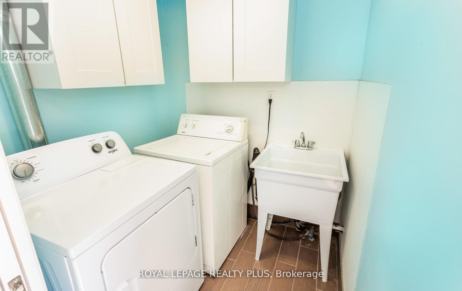 Rear - 2844 Kingsberry Crescent, Mississauga, Ontario  L5B 2K9 - Photo 26 - W13802142