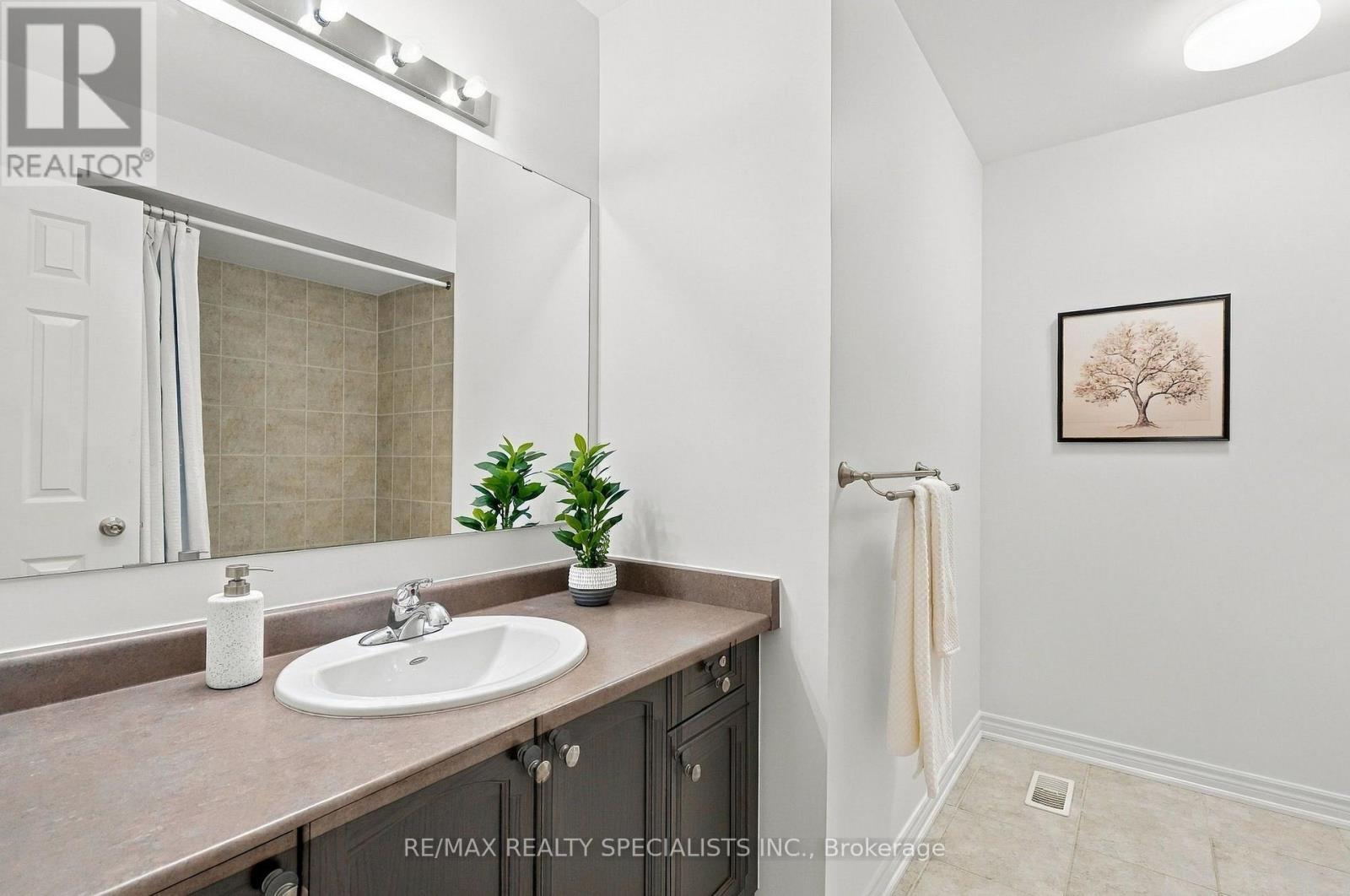 766 Sugden Terrace, Milton (Wi Willmott), Ontario  L9T 8K2 - Photo 32 - W13802154