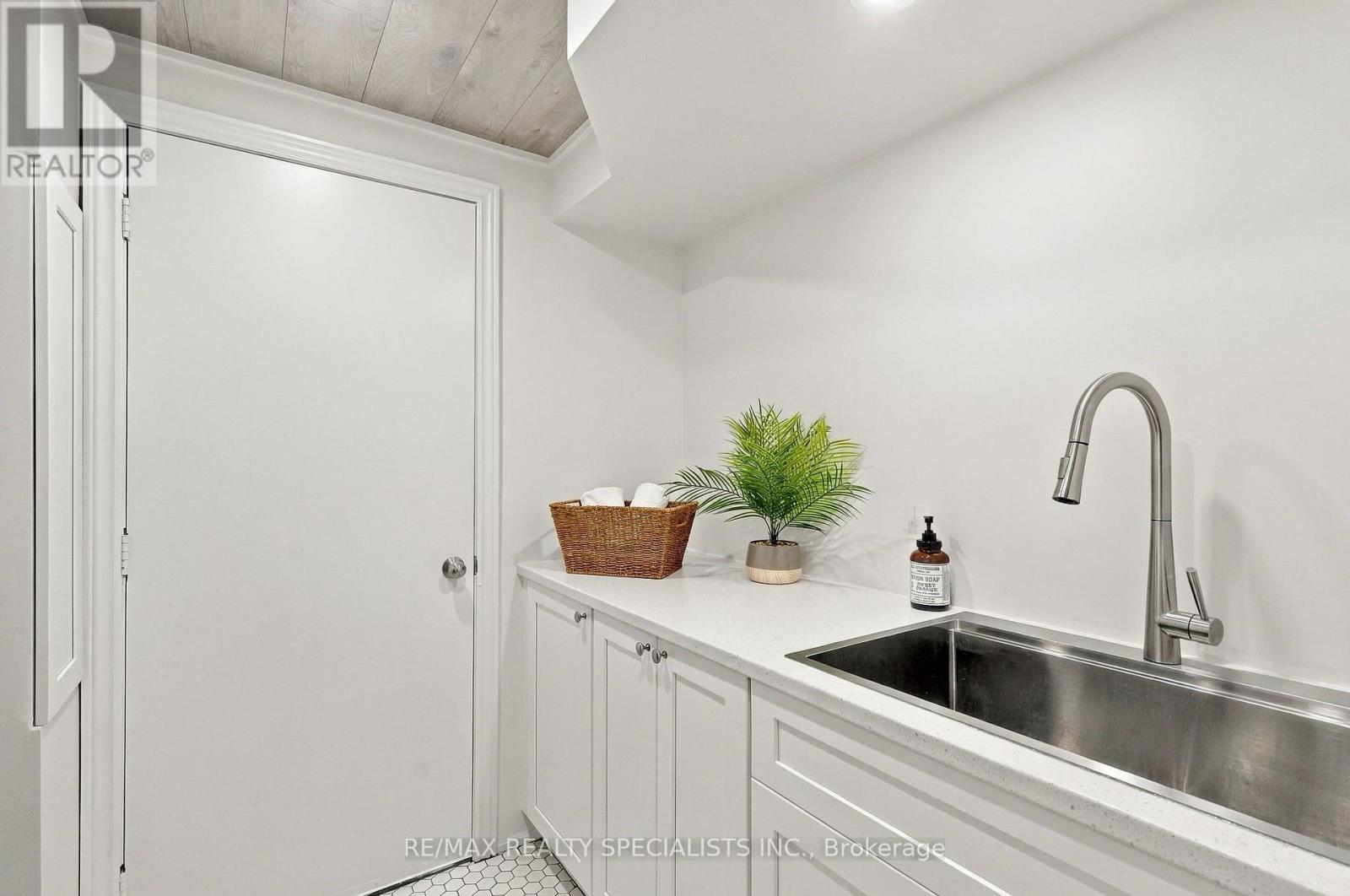 766 Sugden Terrace, Milton (Wi Willmott), Ontario  L9T 8K2 - Photo 41 - W13802154