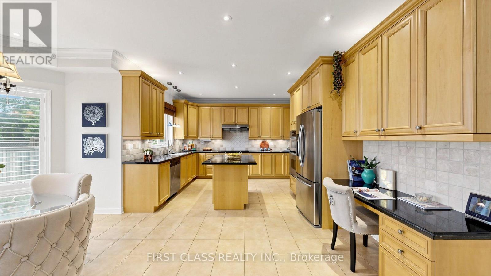 3292 Topeka Drive, Mississauga, Ontario  L5M 7V1 - Photo 14 - W13802158