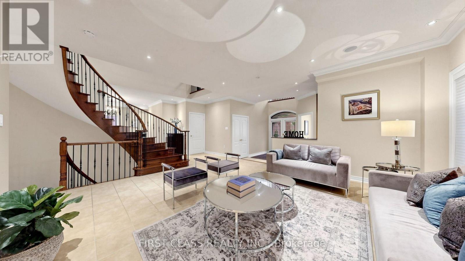 3292 Topeka Drive, Mississauga, Ontario  L5M 7V1 - Photo 5 - W13802158
