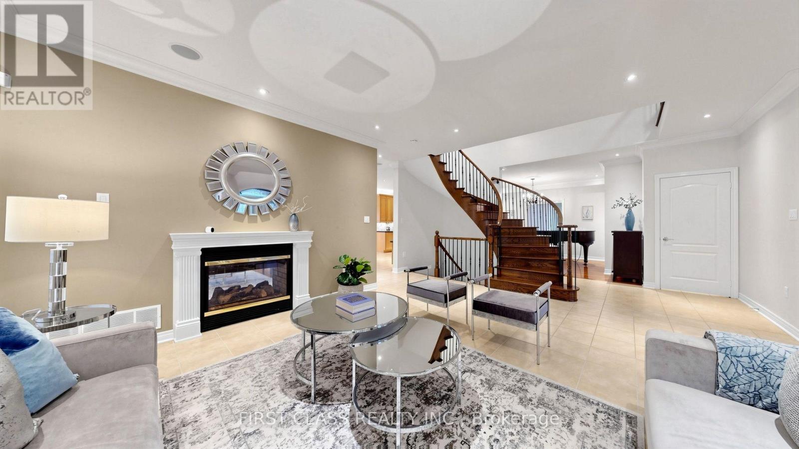 3292 Topeka Drive, Mississauga, Ontario  L5M 7V1 - Photo 9 - W13802158