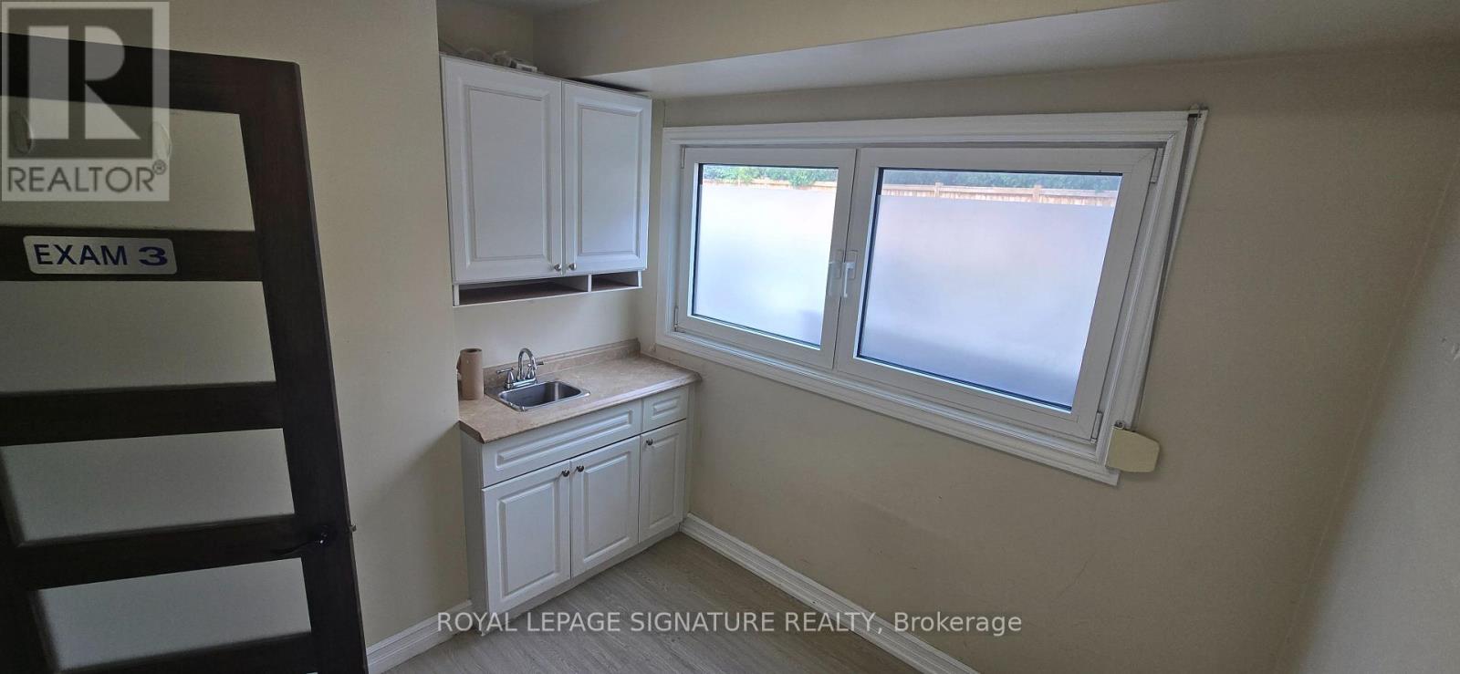 5085 Mclaughlin Road, Mississauga, Ontario  L5R 1B6 - Photo 5 - W13802194