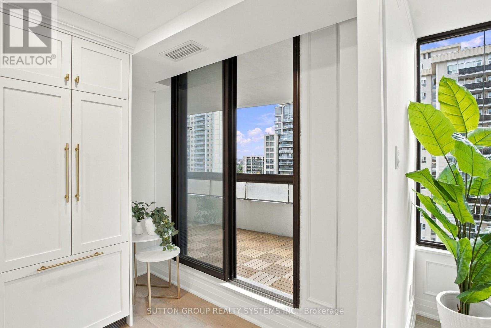 1501 - 100 Quebec Avenue, Toronto, Ontario  M6P 4B8 - Photo 19 - W13802204