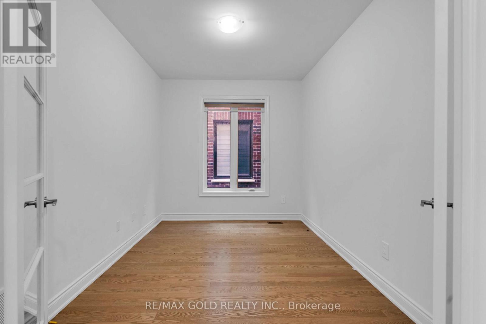 23 Bermondsey Way, Brampton, Ontario  L6Y 0E4 - Photo 10 - W13802254