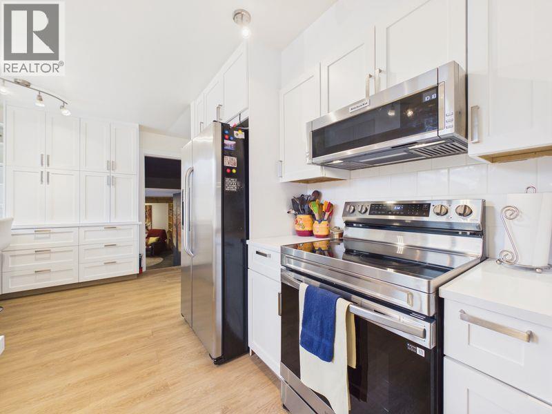 820 31st Avenue S, Cranbrook, British Columbia V1C 5J9 - Photo 7 - 10400813