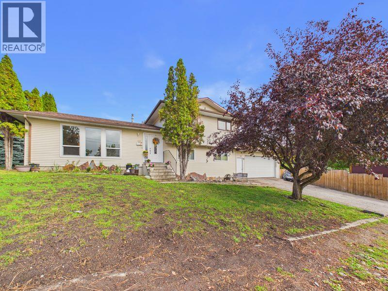 820 31st Avenue S, Cranbrook, British Columbia V1C 5J9 - Photo 2 - 10400813