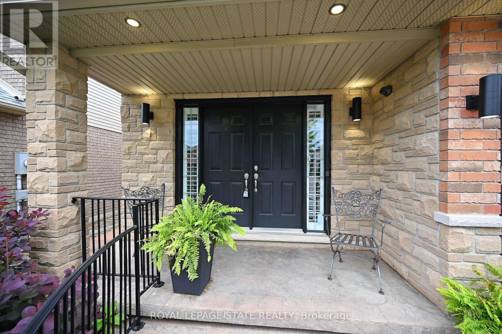 43 Wilbur Drive, Hamilton, Ontario  L0E 1C0 - Photo 3 - X13802184