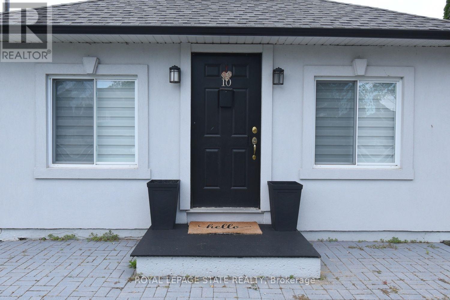 10 Graham Street, St. Catharines, Ontario  L8N 5L2 - Photo 2 - X13802260