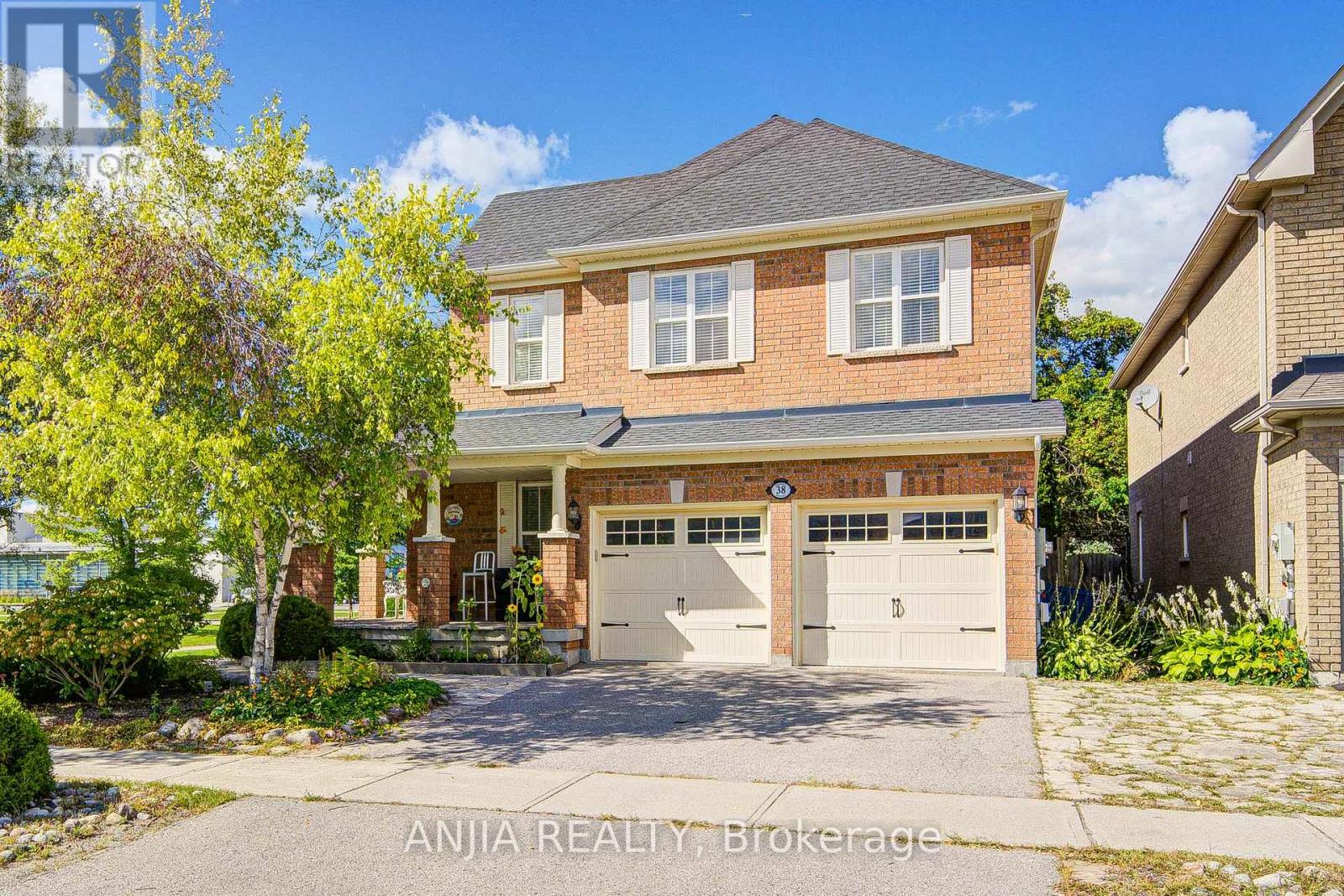 38 Harper's Gate Way, Whitchurch-Stouffville, Ontario  L4A 1P2 - Photo 6 - N13784902