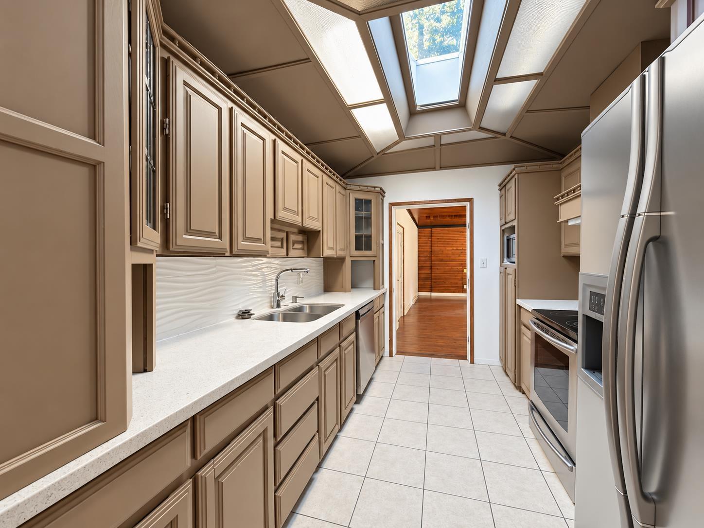 13897 56a Avenue, Surrey, British Columbia  V3X 2X5 - Photo 19 - R3164403