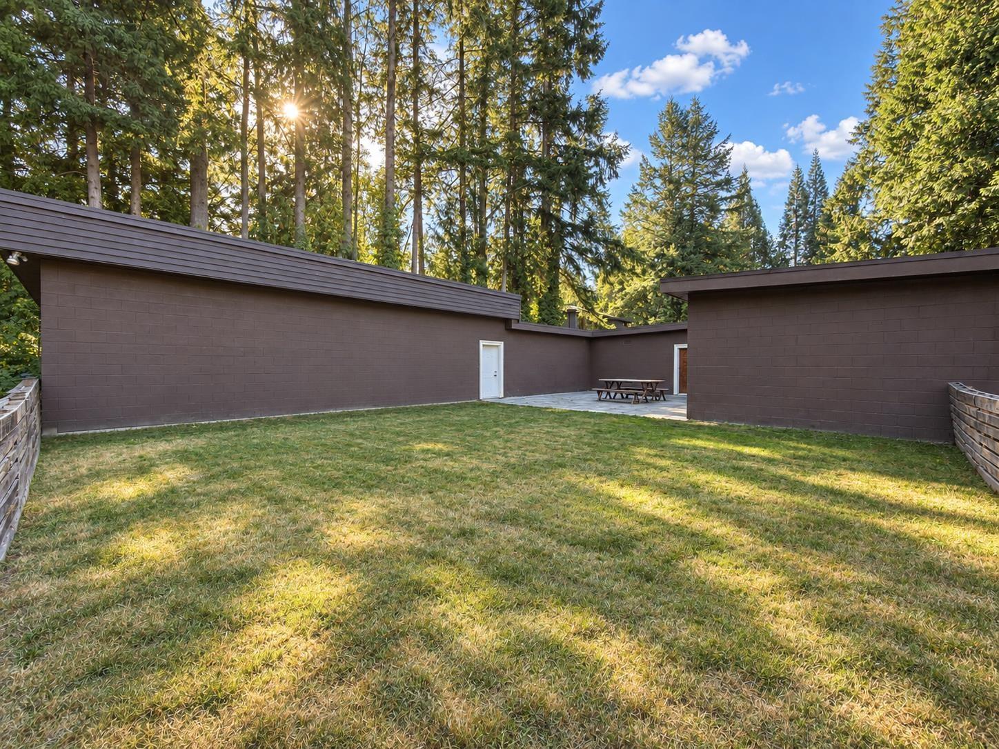 13897 56a Avenue, Surrey, British Columbia  V3X 2X5 - Photo 39 - R3164403