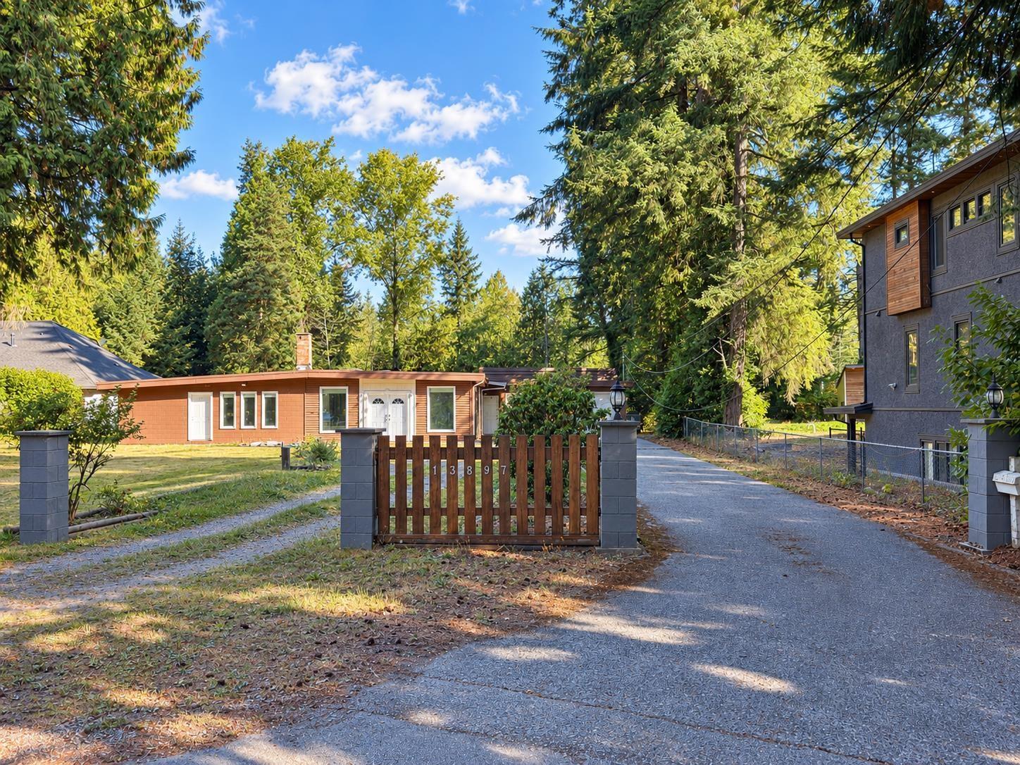 13897 56a Avenue, Surrey, British Columbia  V3X 2X5 - Photo 8 - R3164403