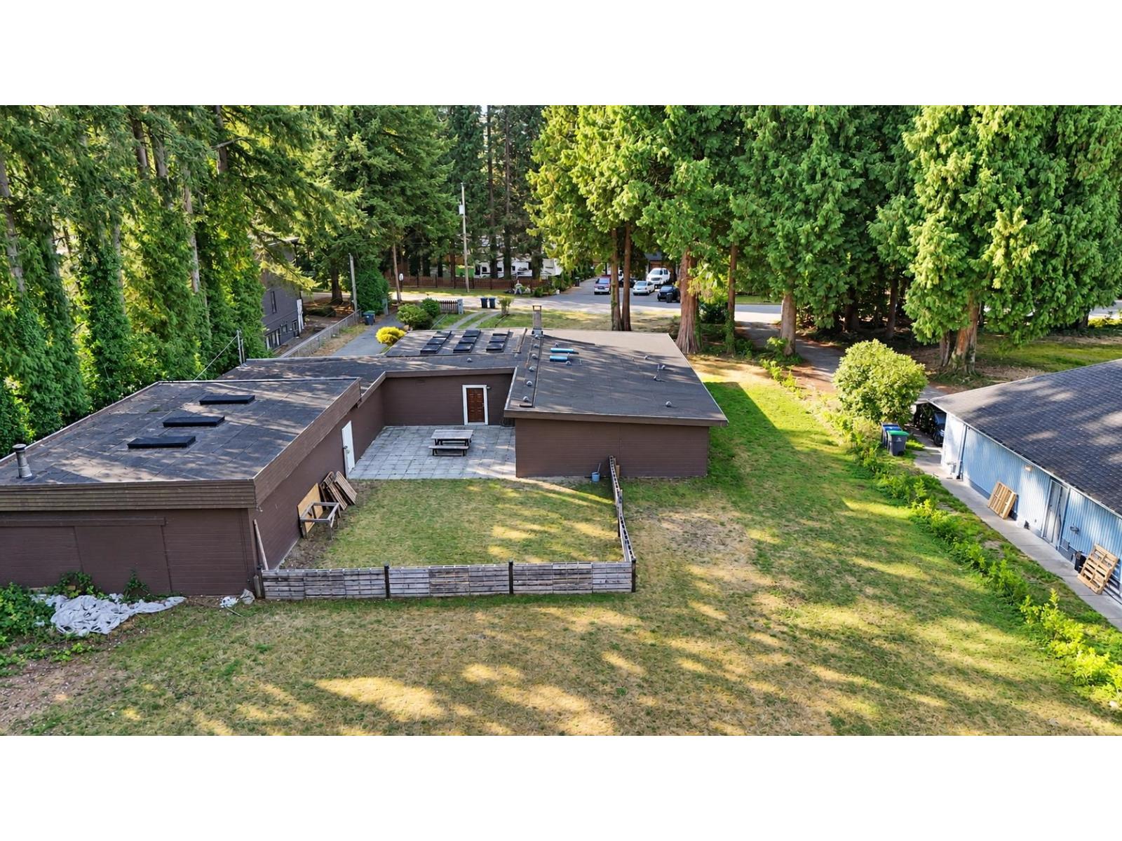 13897 56a Avenue, Surrey, British Columbia  V3X 2X5 - Photo 2 - R3164403