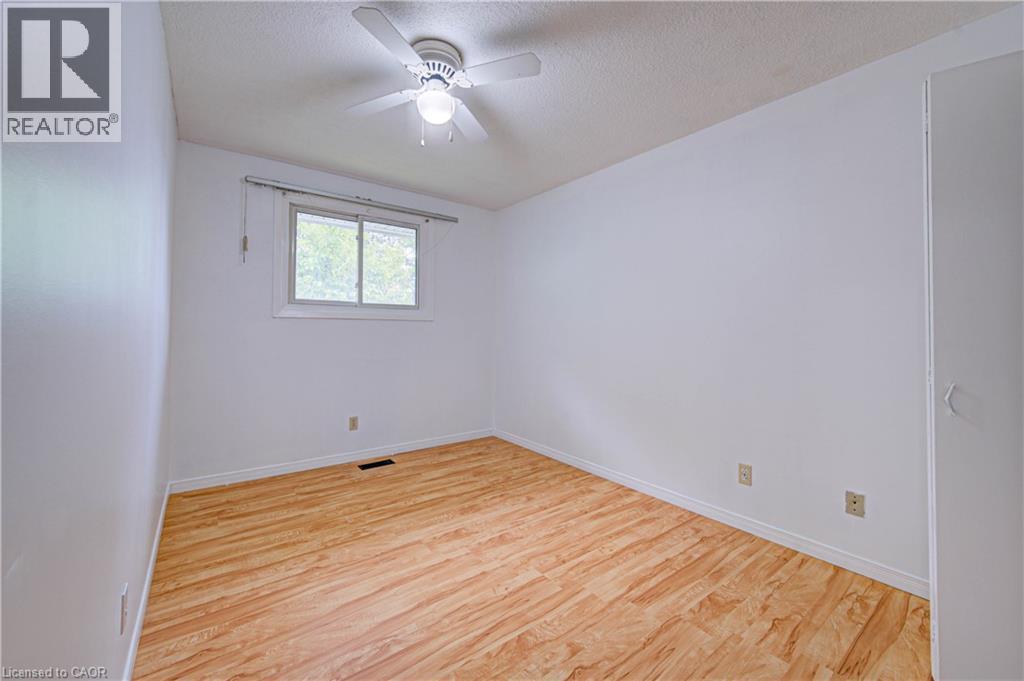 602 Highpoint Avenue, Waterloo, Ontario  N2L 4N1 - Photo 14 - 40864527