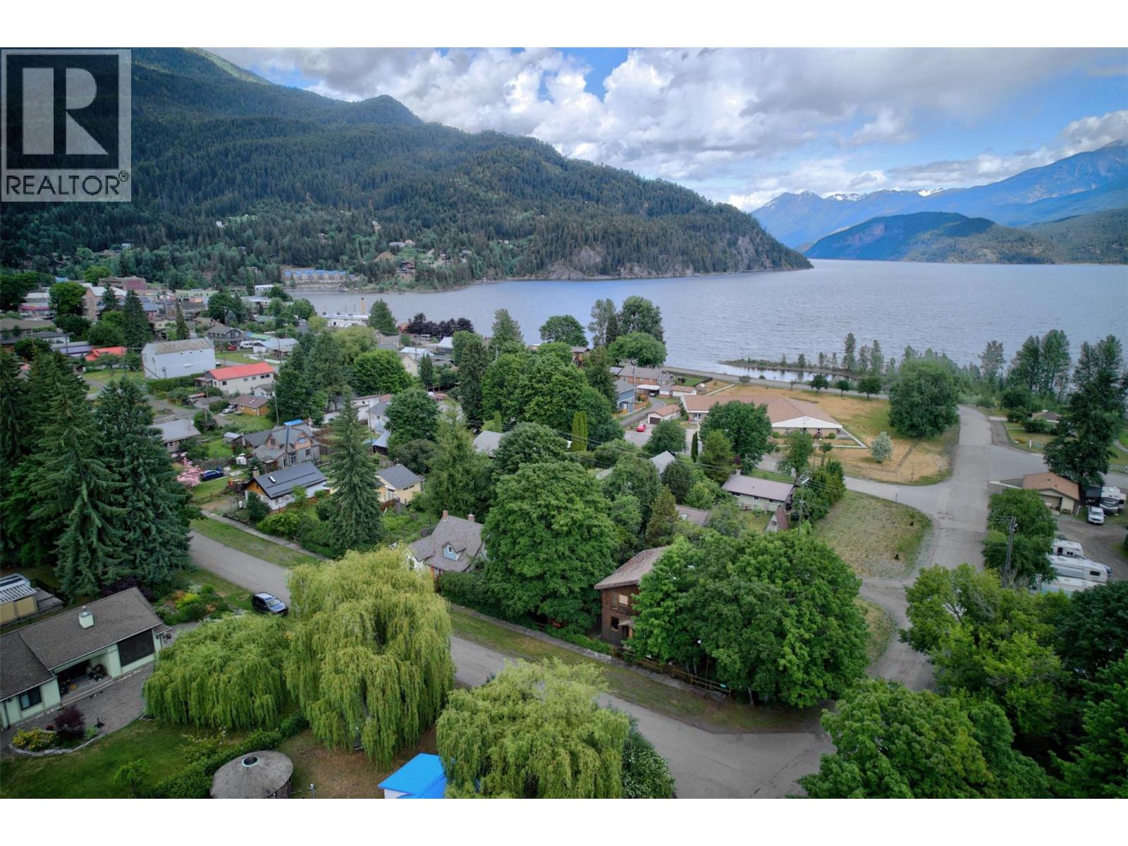 202 B Avenue, Kaslo, British Columbia V0G 1M0 - Photo 66 - 10393002