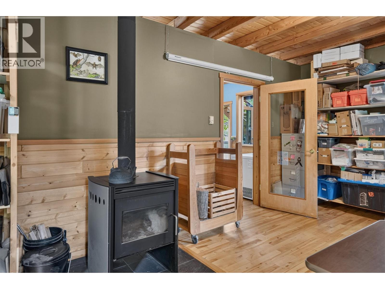 202 B Avenue, Kaslo, British Columbia V0G 1M0 - Photo 37 - 10393002