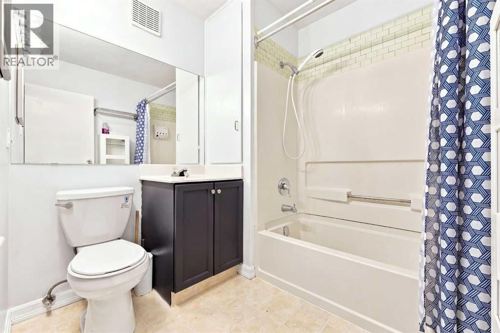 542 Regal Park Ne, Calgary, Alberta T2E 0S6 - Photo 19 - A2342433