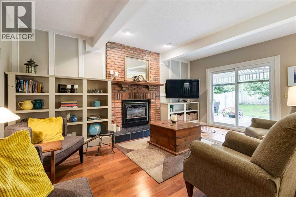 35 Millrise Way Sw, Calgary, Alberta  T2Y 2N9 - Photo 3 - A2343356