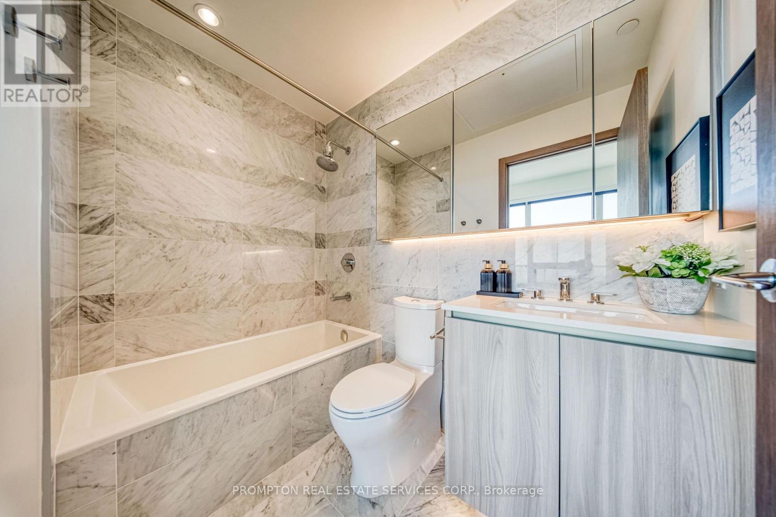 4011 - 19 Bathurst Street, Toronto, Ontario  M5V 0N2 - Photo 14 - C13798520