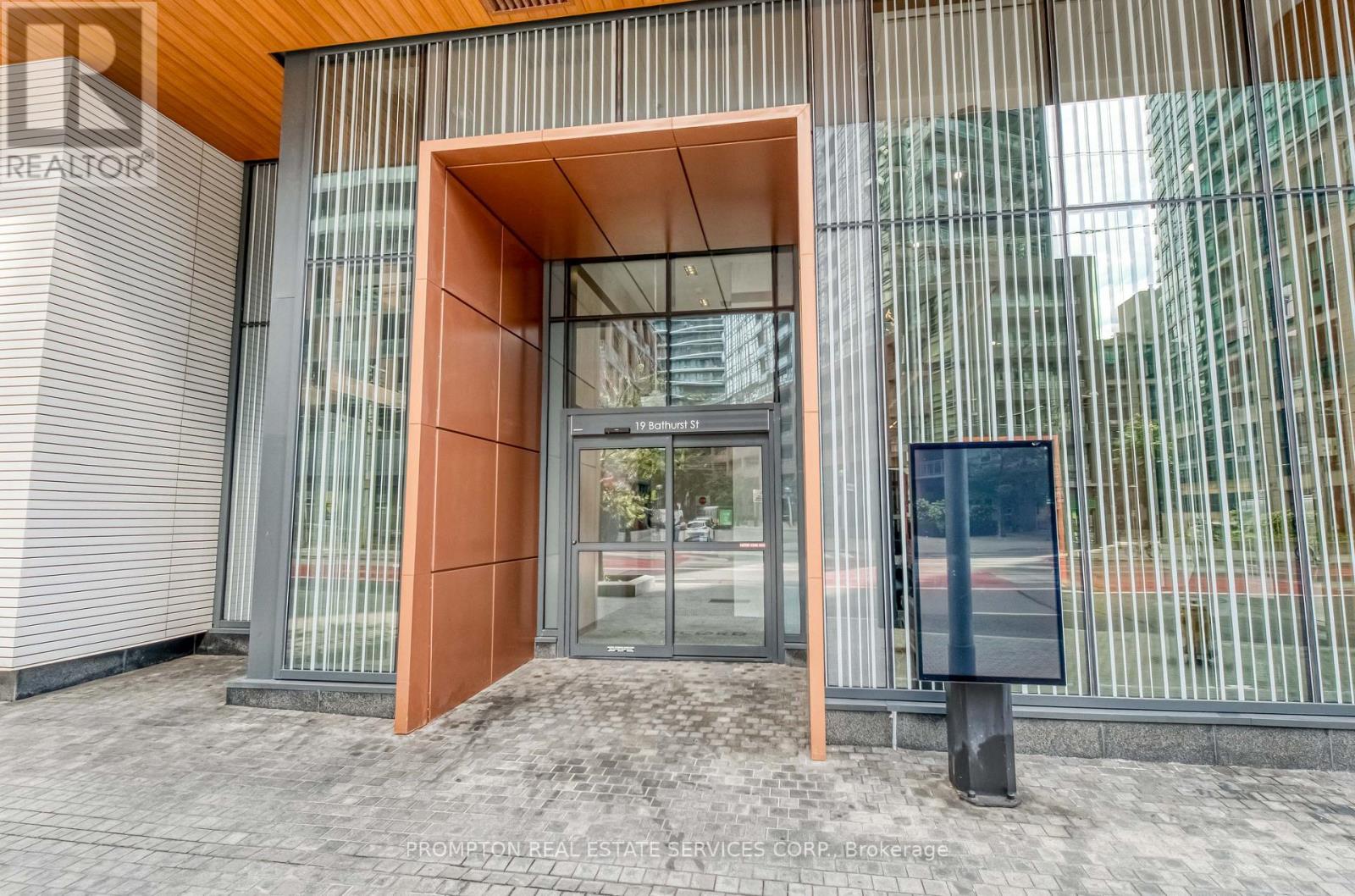 4011 - 19 Bathurst Street, Toronto, Ontario  M5V 0N2 - Photo 2 - C13798520