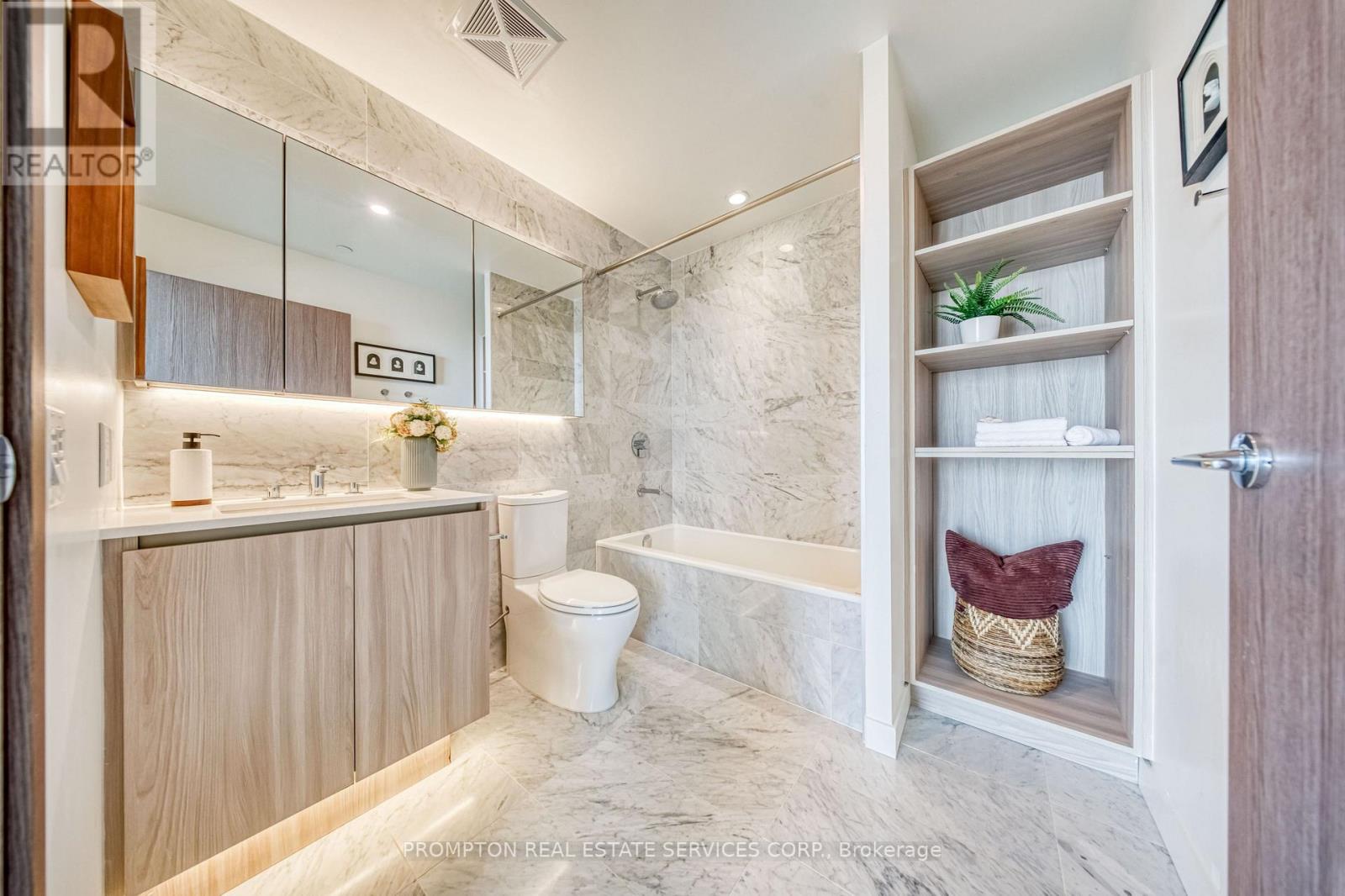 4011 - 19 Bathurst Street, Toronto, Ontario  M5V 0N2 - Photo 20 - C13798520