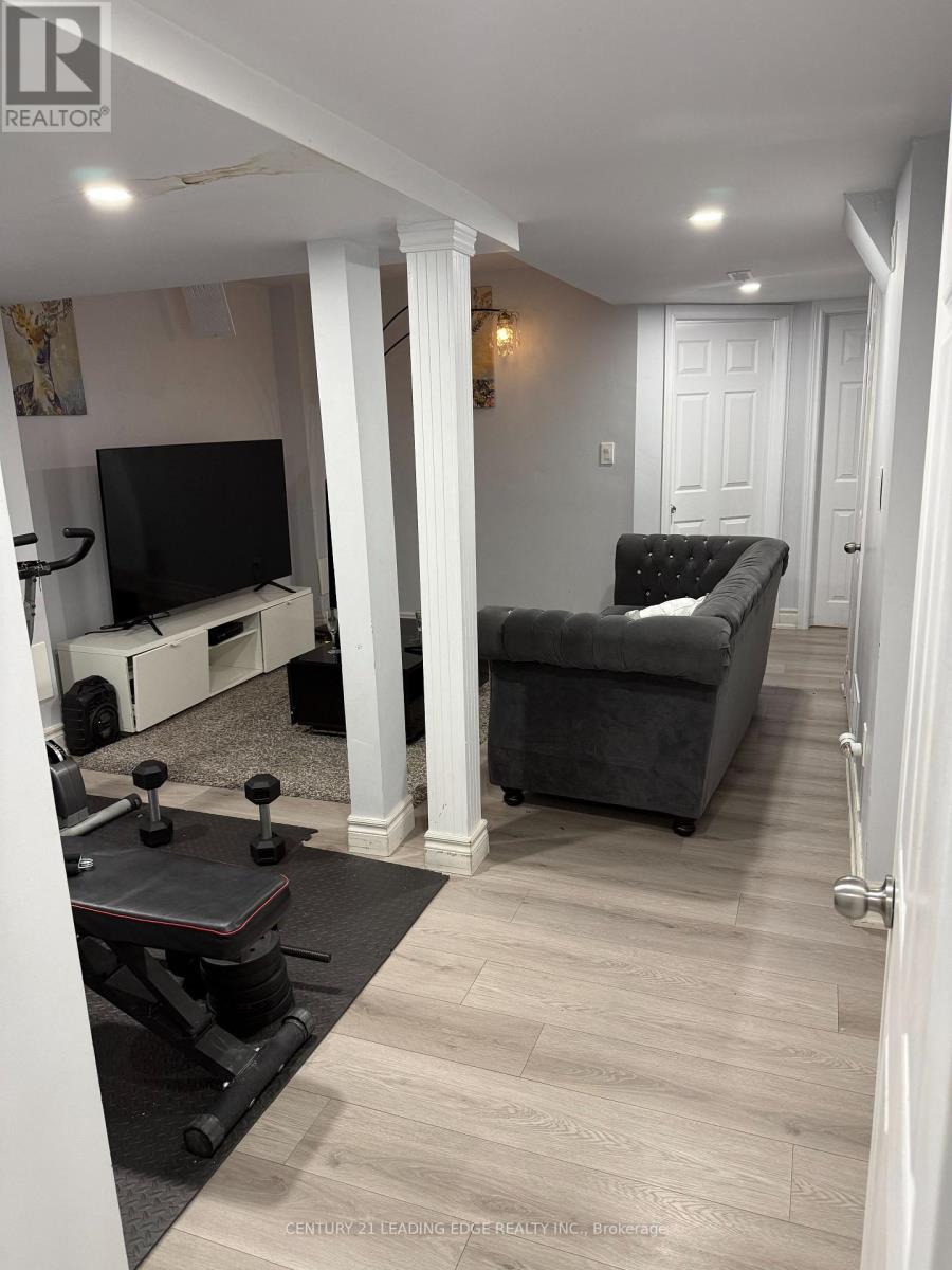 123 Kirkland Place, Whitby, Ontario  L1P 1W8 - Photo 19 - E13086904