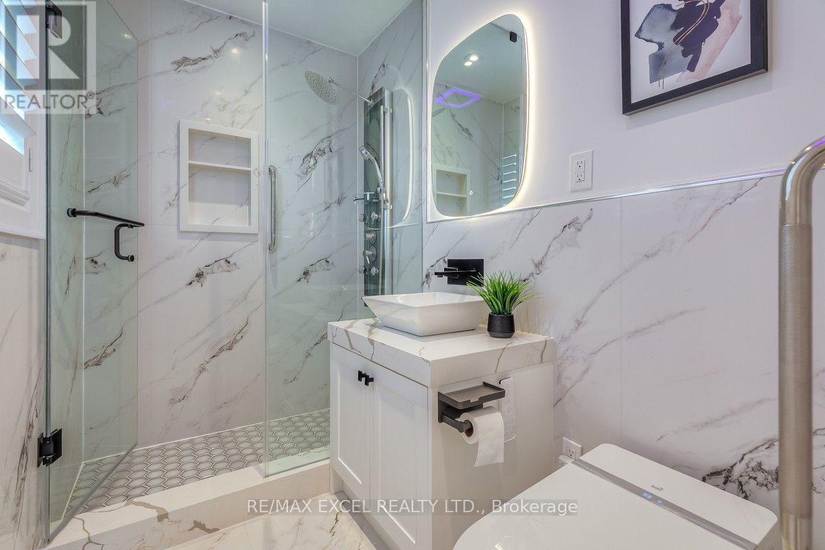 32 Grapevine Circle, Toronto, Ontario  M1X 1X5 - Photo 38 - E13798566