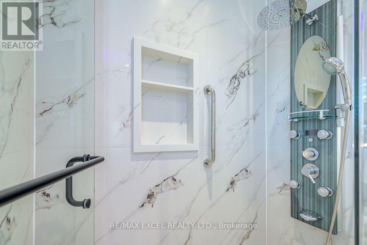 32 Grapevine Circle, Toronto, Ontario  M1X 1X5 - Photo 39 - E13798566