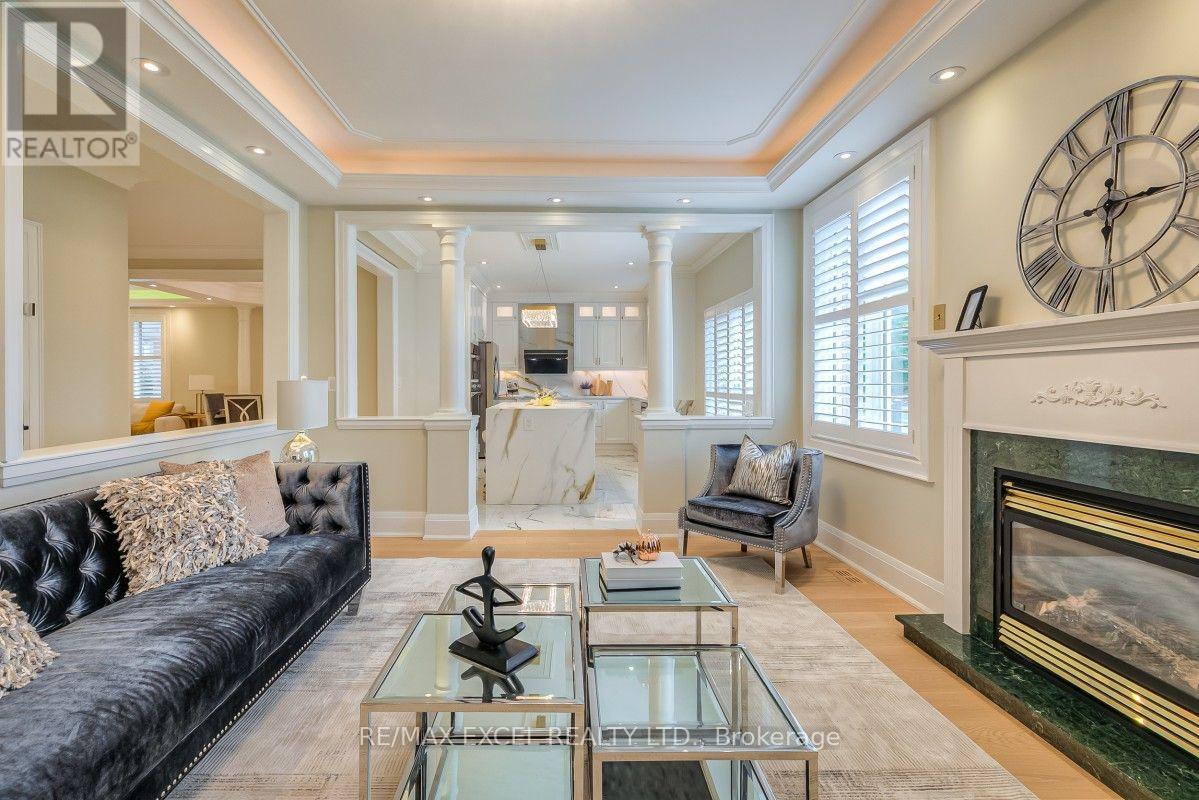 32 Grapevine Circle, Toronto, Ontario  M1X 1X5 - Photo 12 - E13798566