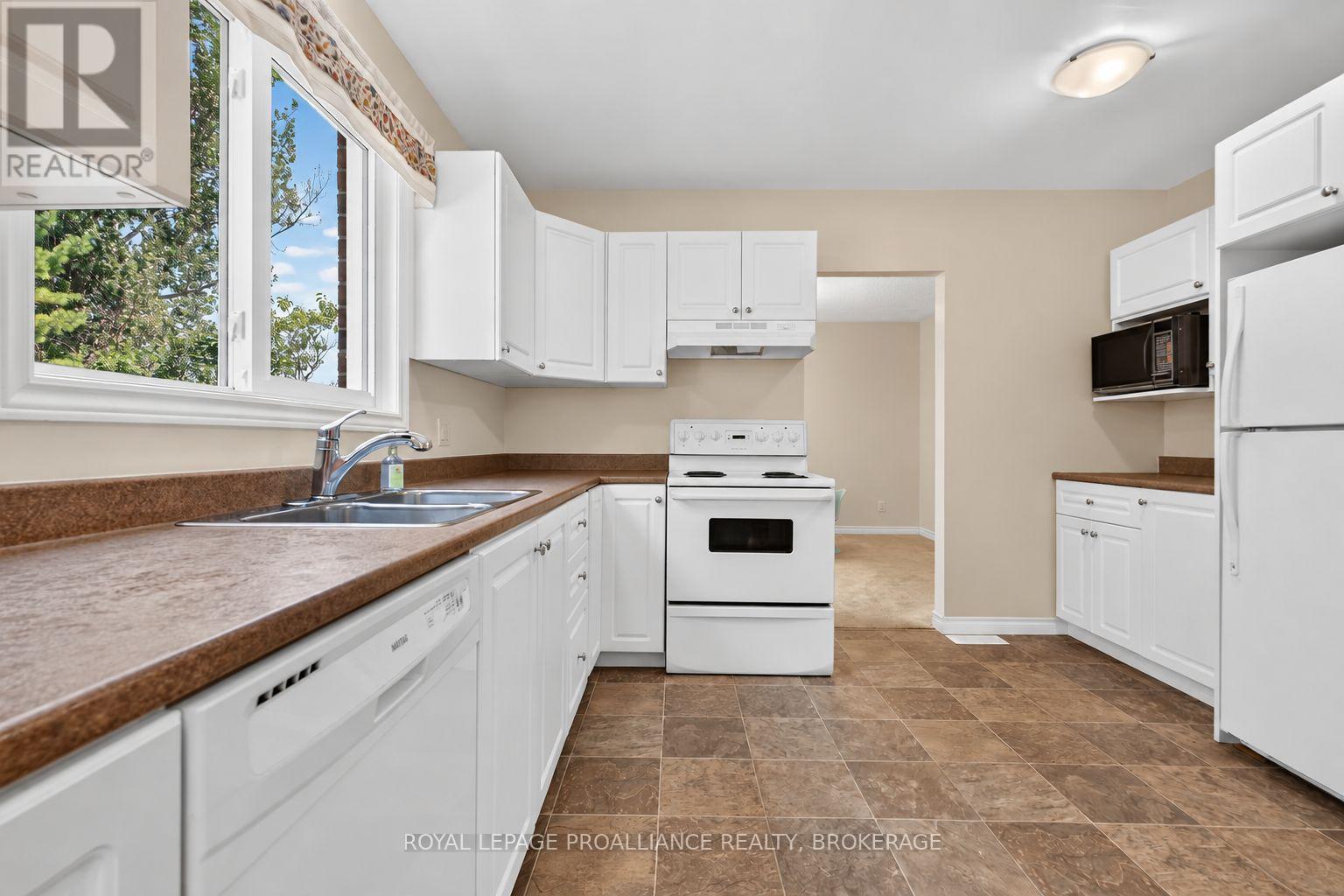 900 Nottinghill Avenue, Kingston, Ontario  K7P 2B4 - Photo 12 - X13779138