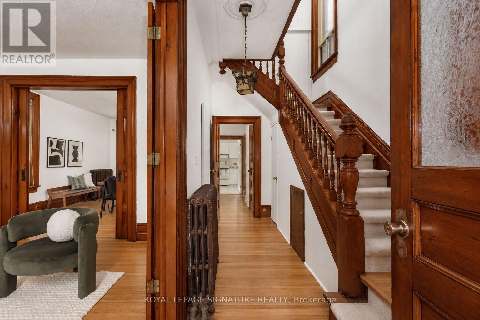36 Cowan Avenue, Toronto, Ontario  M6K 2N4 - Photo 4 - W13785926