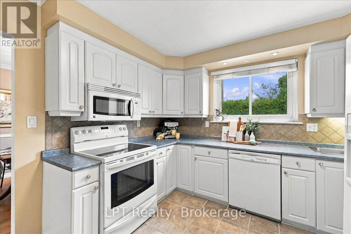 514 Oakwood Avenue, Oshawa, Ontario  L1G 2R2 - Photo 16 - E13802492