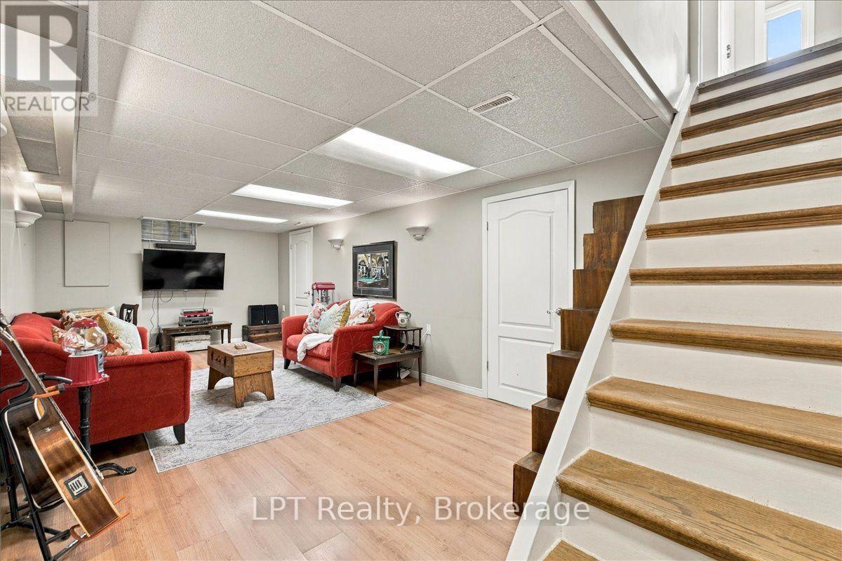 514 Oakwood Avenue, Oshawa, Ontario  L1G 2R2 - Photo 33 - E13802492