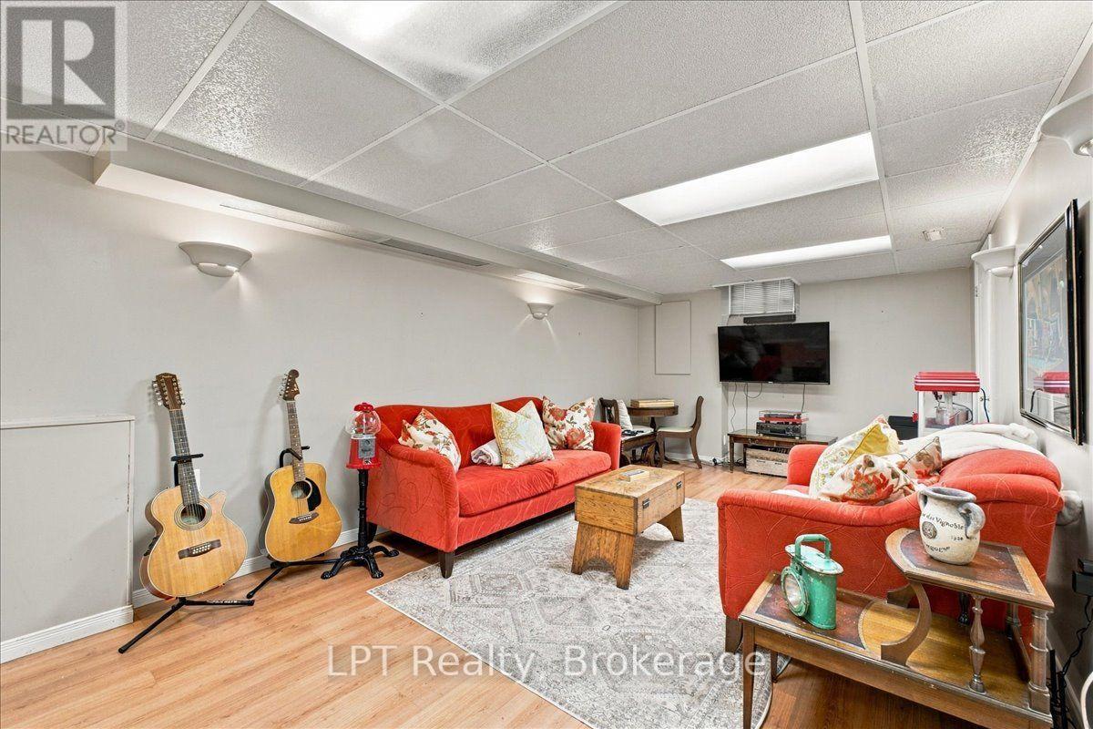 514 Oakwood Avenue, Oshawa, Ontario  L1G 2R2 - Photo 36 - E13802492