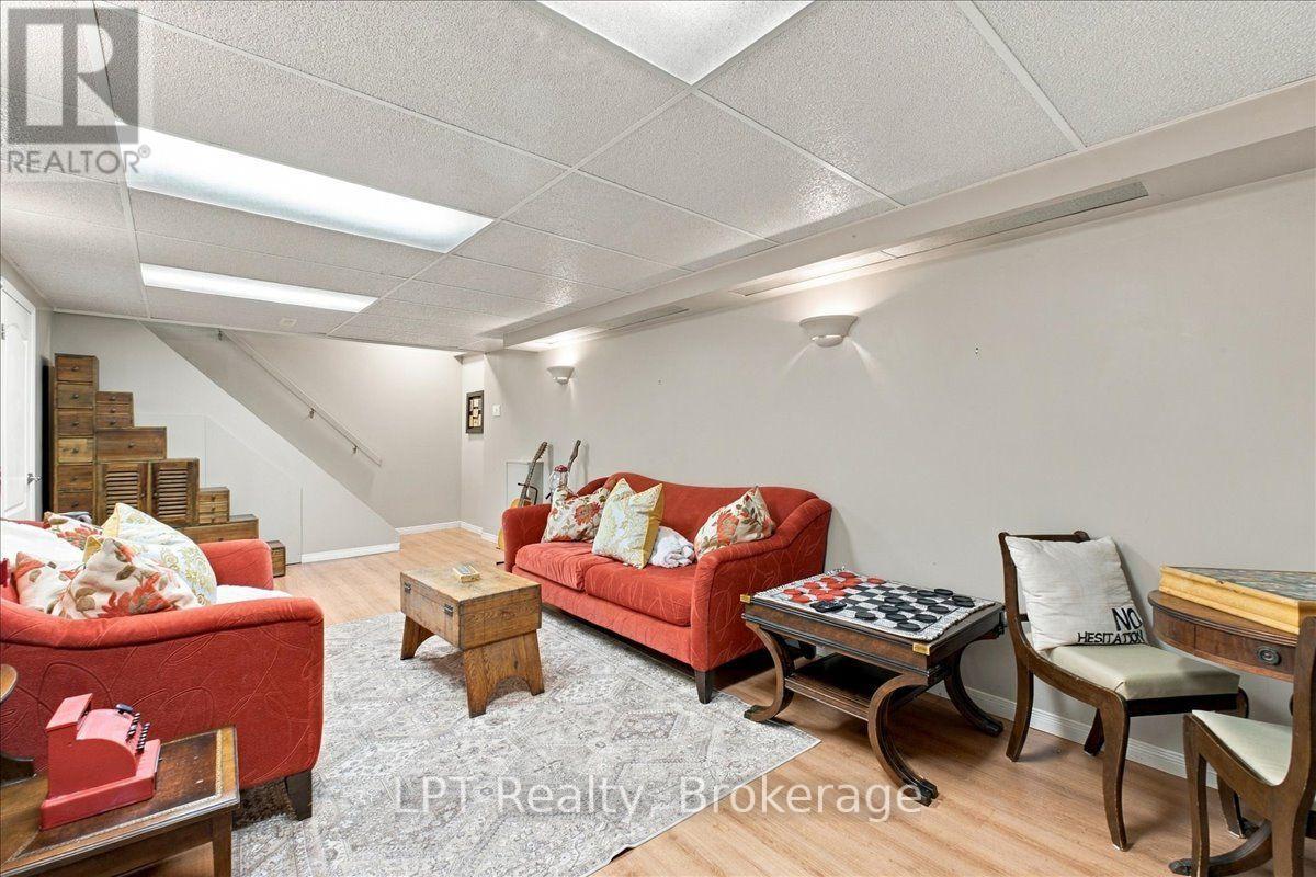 514 Oakwood Avenue, Oshawa, Ontario  L1G 2R2 - Photo 37 - E13802492
