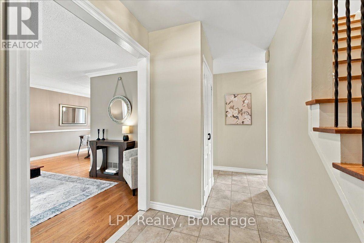 514 Oakwood Avenue, Oshawa, Ontario  L1G 2R2 - Photo 6 - E13802492