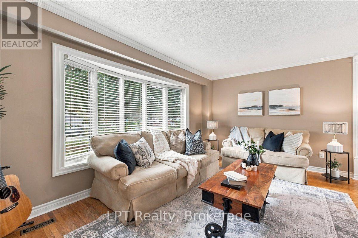 514 Oakwood Avenue, Oshawa, Ontario  L1G 2R2 - Photo 7 - E13802492