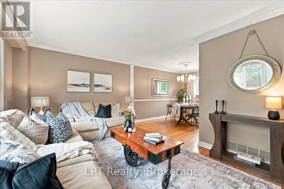 514 Oakwood Avenue, Oshawa, Ontario  L1G 2R2 - Photo 8 - E13802492