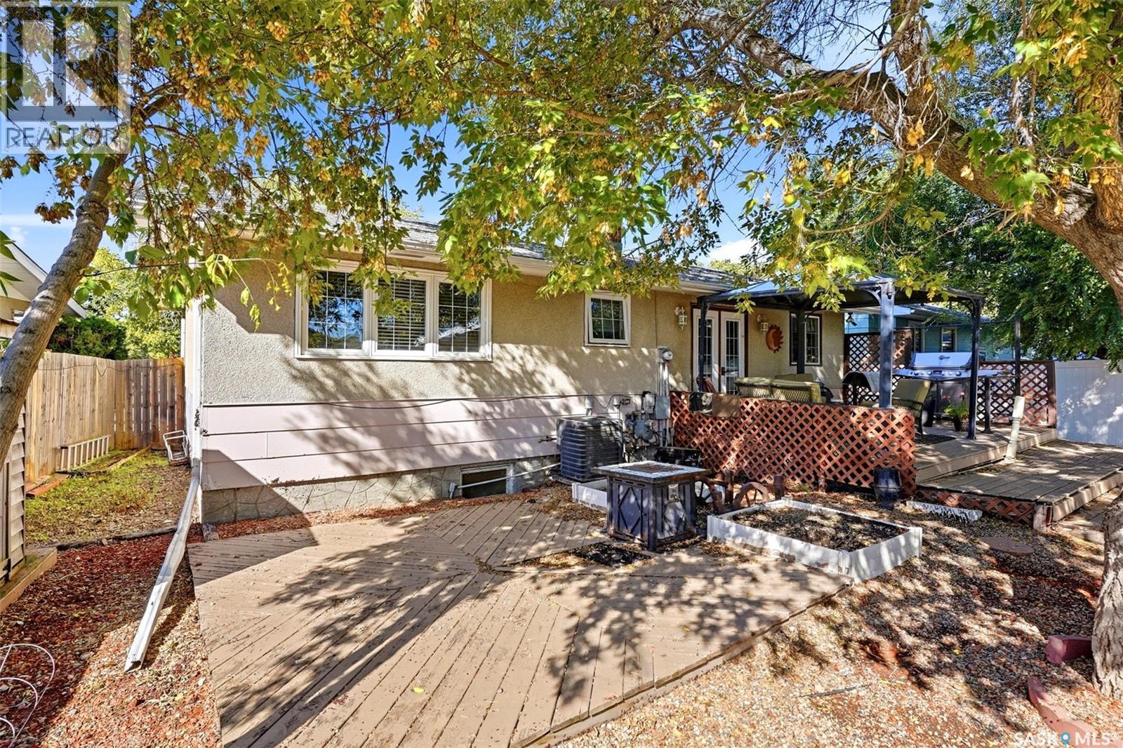 39 Kennedy Crescent, Regina, Saskatchewan  S4R 6G3 - Photo 41 - SK048780