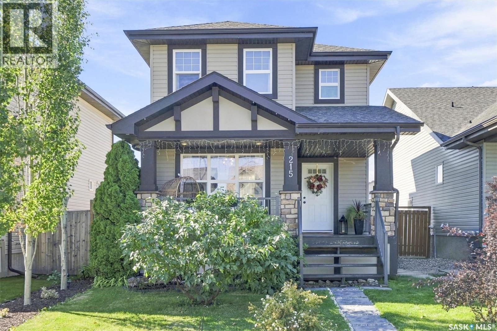 215 Coad Manor, Saskatoon, Saskatchewan  S7R 0A7 - Photo 1 - SK048656
