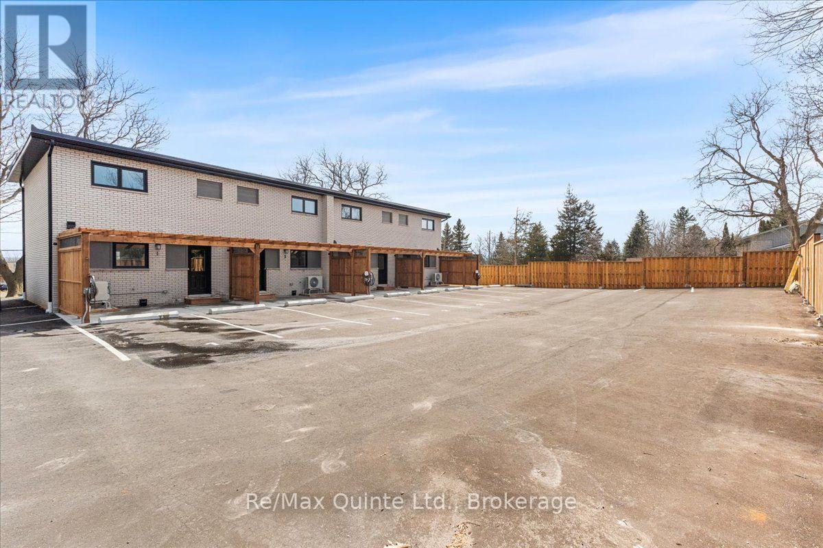 B - 865 Old 2 Highway, Quinte West, Ontario  K9V 5P5 - Photo 2 - X13802354