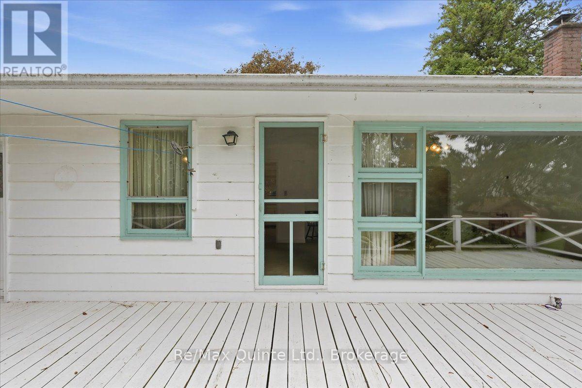 1b Rogers Street, Prince Edward County, Ontario  K0K 2T0 - Photo 23 - X13802414
