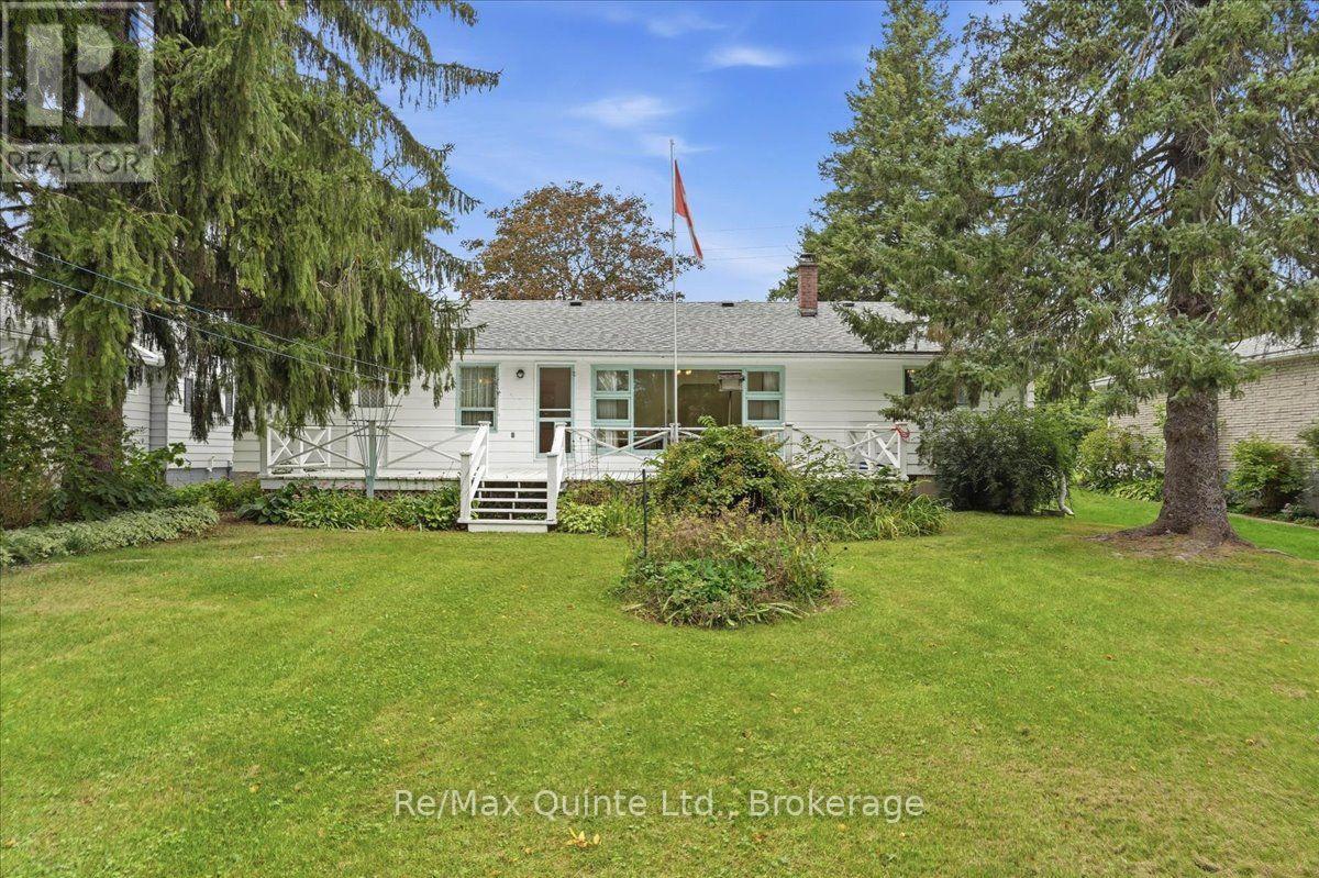 1b Rogers Street, Prince Edward County, Ontario  K0K 2T0 - Photo 25 - X13802414