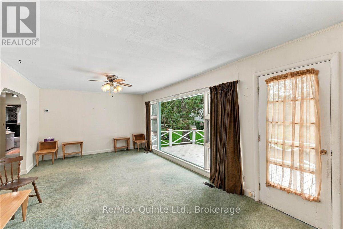 1b Rogers Street, Prince Edward County, Ontario  K0K 2T0 - Photo 7 - X13802414
